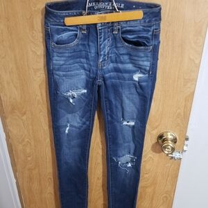 American Eagle Outfitters Women's Dark Blue Ripped Skinny Jeans